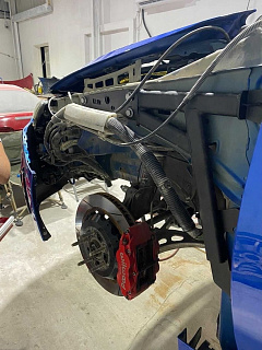 Kein Усилитель под переднее крыло для Subaru Impreza / WRX / WRX STI2008-2014